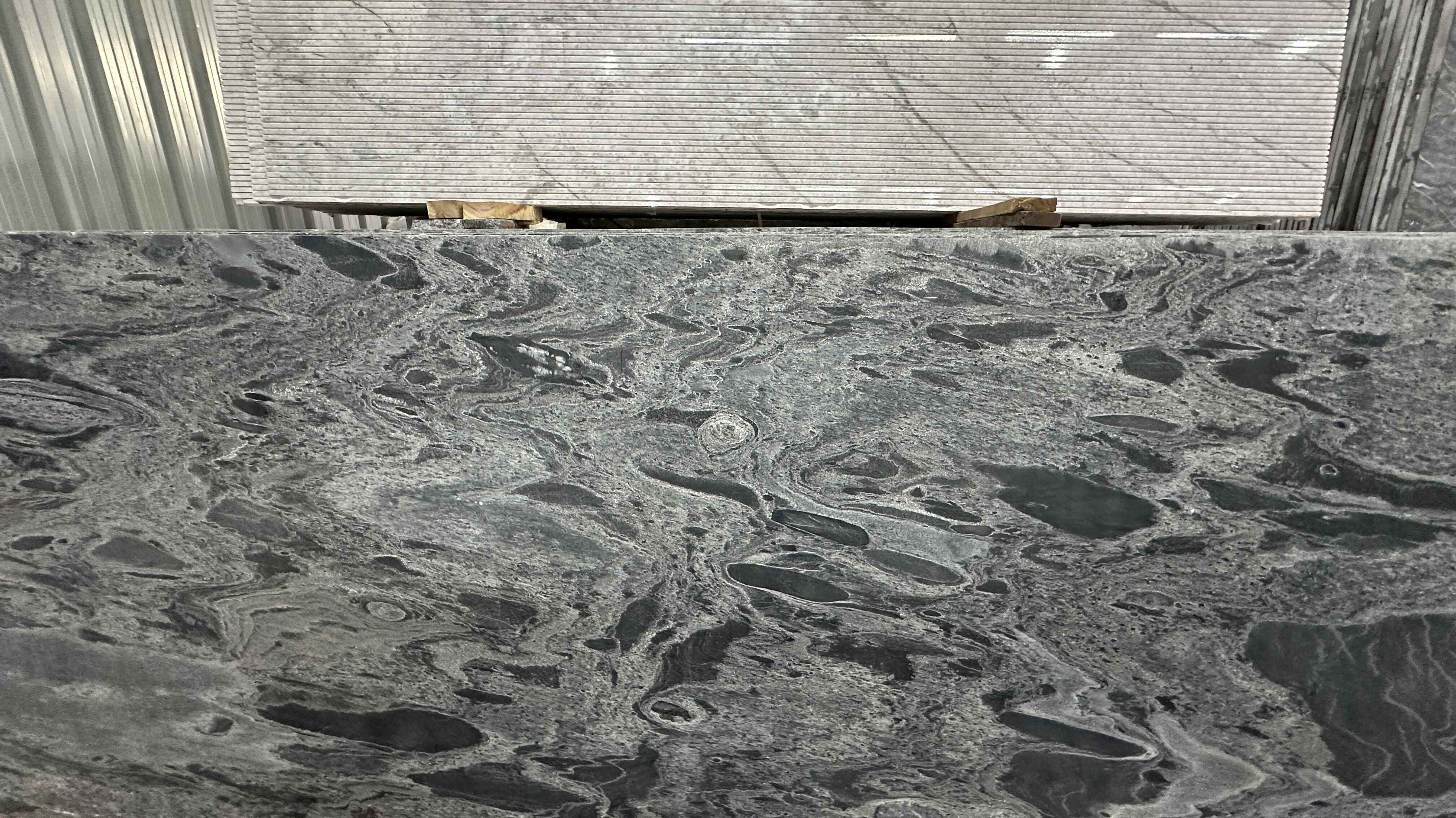 Lava Black